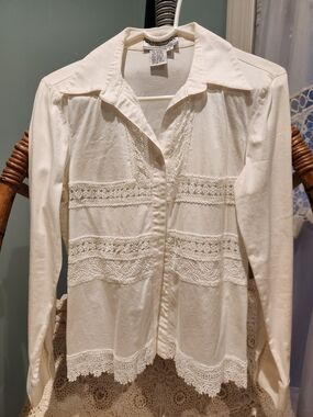 Starington Women’s Cream/White Crochet-Trim Button-Up Blouse Top Vintage